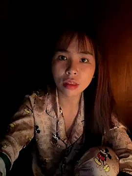 Snapshot of Samsam_567 chatting on November 11, 4:24 pm Samsam 567 online show from November 11, 4:24 pm