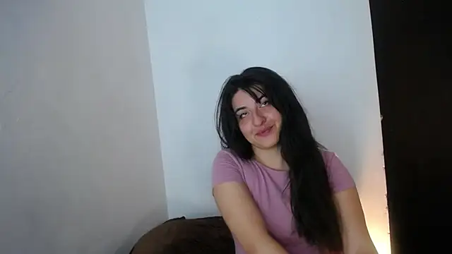 Snapshot of moritalatina chatting on February 19, 4:44 am moritalatina online show from February 19, 4:44 am