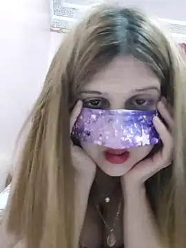 LoNa-daloua online show from March 28, 9:27 pm