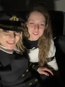 missdaisydiamond777 online show from February 11, 9:03 pm