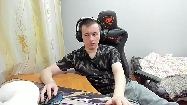 iliaskrislove online show from November 7, 12:53 pm