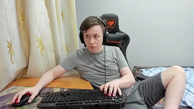 iliaskrislove online show from May 30, 11:10 pm