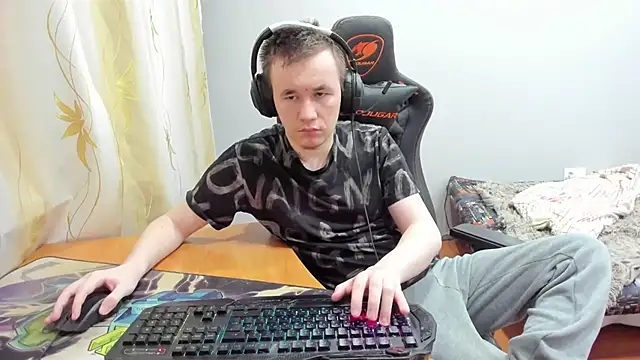 iliaskrislove online show from November 5, 11:30 pm