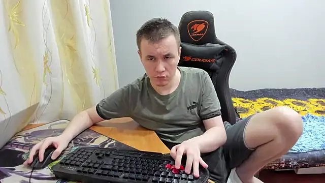 iliaskrislove online show from October 21, 9:47 pm