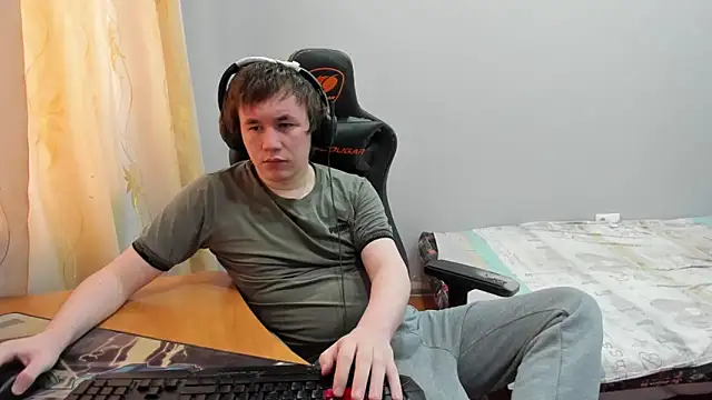 iliaskrislove online show from February 22, 4:59 am