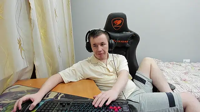 iliaskrislove online show from November 10, 10:48 pm