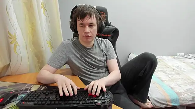 iliaskrislove online show from March 19, 4:18 pm