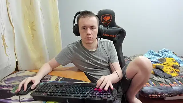 iliaskrislove online show from October 28, 10:52 pm