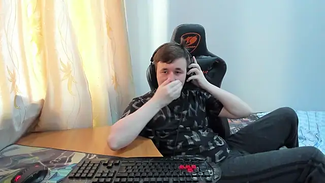 iliaskrislove online show from May 25, 2:33 am