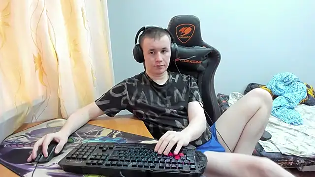 iliaskrislove online show from October 13, 5:42 am