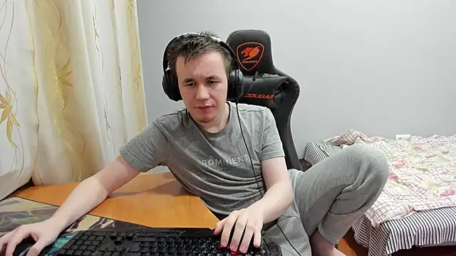 iliaskrislove online show from November 26, 2:44 am