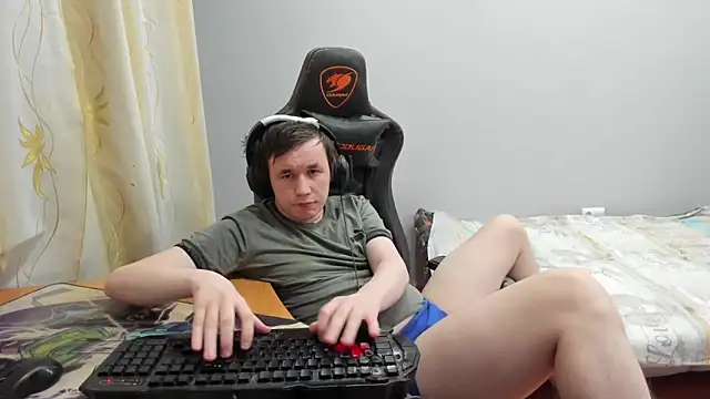 iliaskrislove online show from February 3, 12:54 am