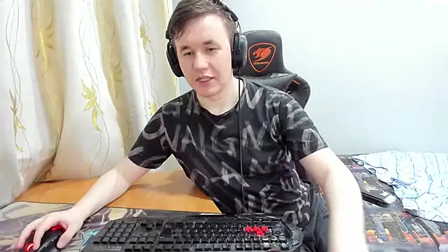 iliaskrislove online show from May 26, 8:51 pm