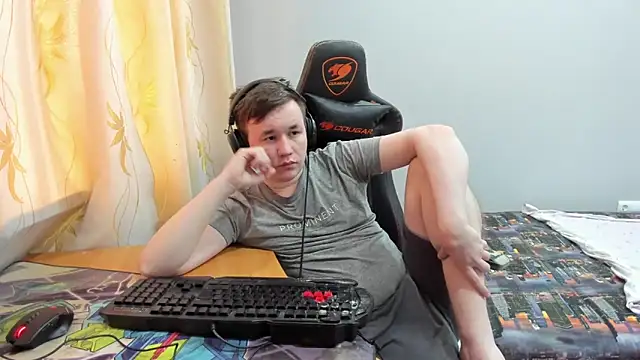 iliaskrislove online show from May 15, 11:36 pm