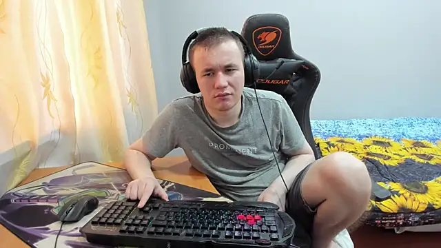 iliaskrislove online show from October 16, 4:10 am