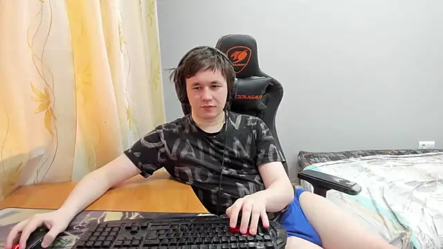 iliaskrislove online show from April 6, 3:57 am