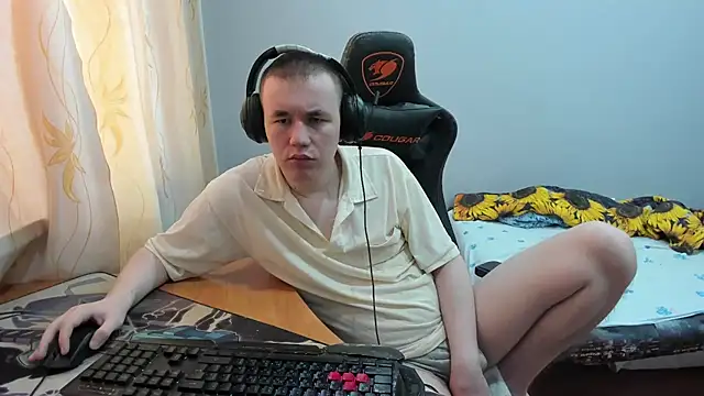 iliaskrislove online show from October 5, 5:53 am