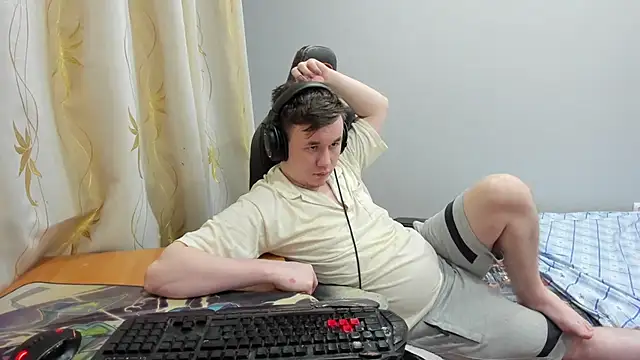 iliaskrislove online show from May 8, 9:51 pm