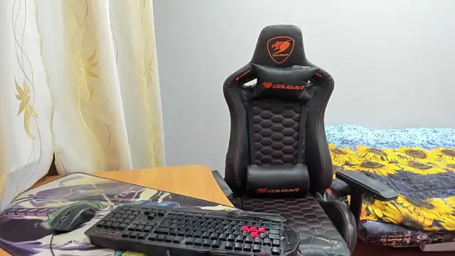 iliaskrislove online show from October 27, 10:00 pm