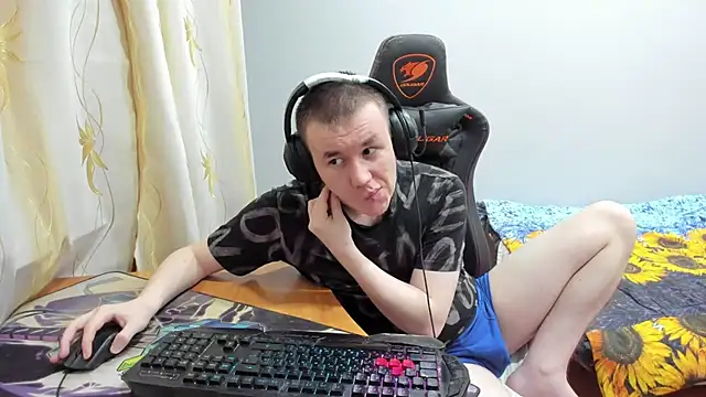 iliaskrislove online show from October 10, 12:44 am