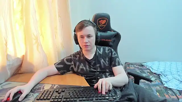 iliaskrislove online show from May 27, 1:57 am