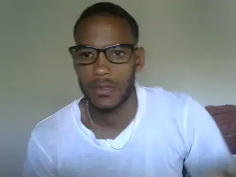 Snapshot of michel_sc chatting on May 28, 11:49 am michel sc online show from May 28, 11:49 am