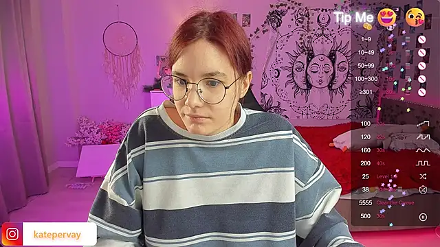 Snapshot of callmekatesmith chatting on February 22, 5:57 pm callmekatesmith online show from February 22, 5:57 pm