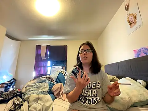 Snapshot of FreakNastyLacie chatting on October 10, 3:02 pm FreakNastyLacie online show from October 10, 3:02 pm