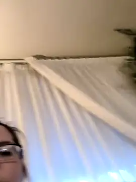 Snapshot of FreakNastyLacie chatting on March 3, 10:20 pm FreakNastyLacie online show from March 3, 10:20 pm