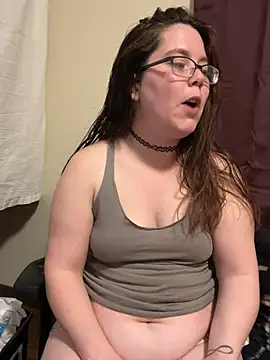 Snapshot of FreakNastyLacie chatting on March 17, 2:19 am FreakNastyLacie online show from March 17, 2:19 am