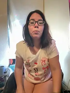 Snapshot of FreakNastyLacie chatting on October 5, 1:24 pm FreakNastyLacie online show from October 5, 1:24 pm