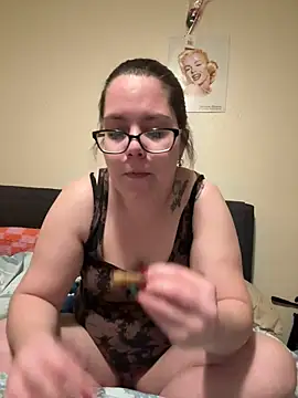 FreakNastyLacie online show from December 23, 4:45 am