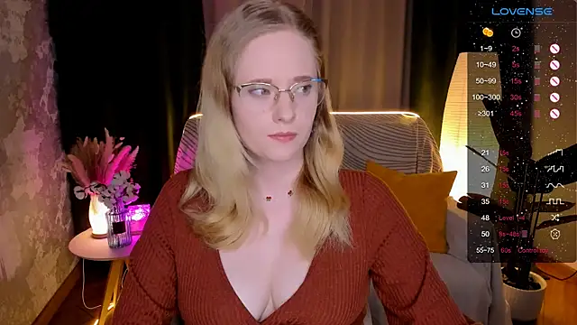 Snapshot of Aemilia_ chatting on March 1, 2:22 am Aemilia online show from March 1, 2:22 am