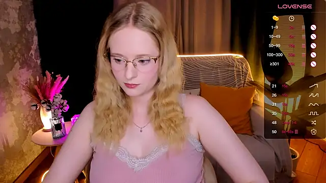 Aemilia  online show from November 9, 6:17 am