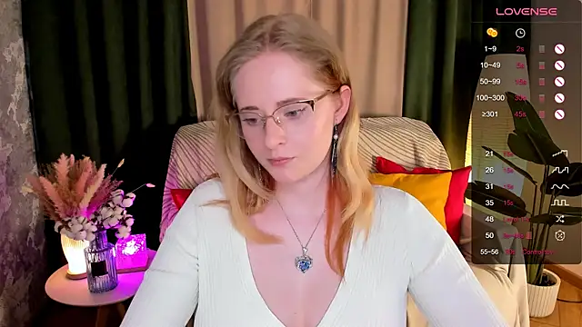 Aemilia  online show from April 29, 8:29 am