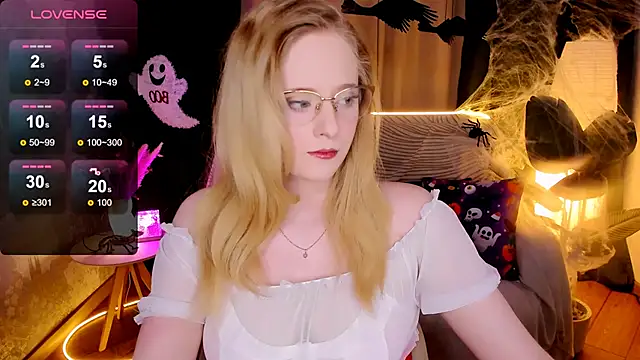 Aemilia  online show from November 2, 8:30 am