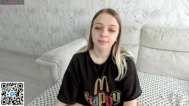 Alice Halle online show from May 18, 6:40 am
