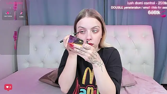 Alice Halle online show from October 14, 4:02 am