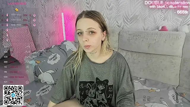 Alice Halle online show from February 22, 2:25 am