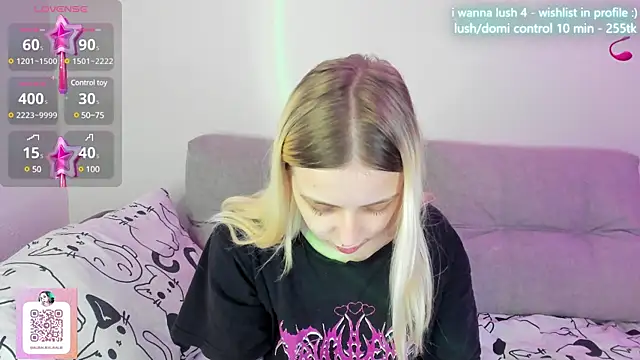 Alice Halle online show from March 13, 2:38 am