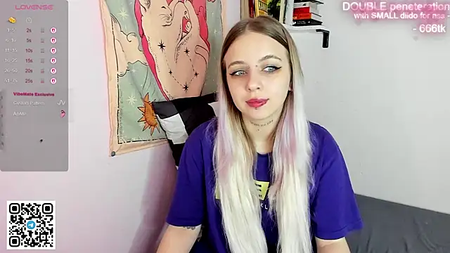 Alice Halle online show from December 17, 6:18 am