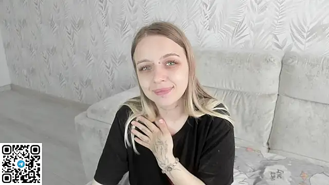 Alice Halle online show from May 29, 7:03 am