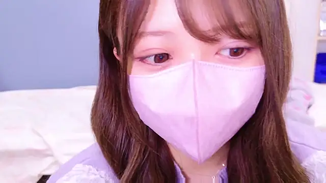 Snapshot of yuki-chi chatting on December 9, 11:47 am yuki-chi online show from December 9, 11:47 am