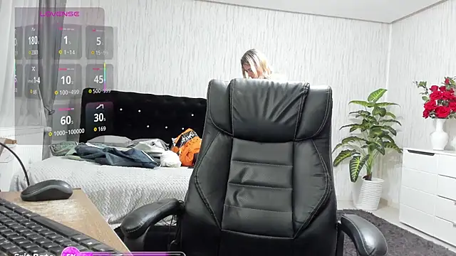 KattyeFox online show from October 1, 9:29 pm