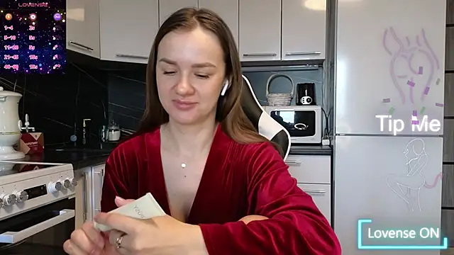 Snapshot of Strip-Lady chatting on March 20, 1:13 am Strip-Lady online show from March 20, 1:13 am