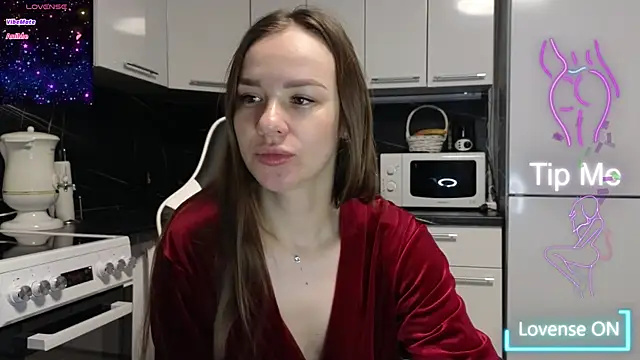 Snapshot of Strip-Lady chatting on February 23, 1:57 am Strip-Lady online show from February 23, 1:57 am