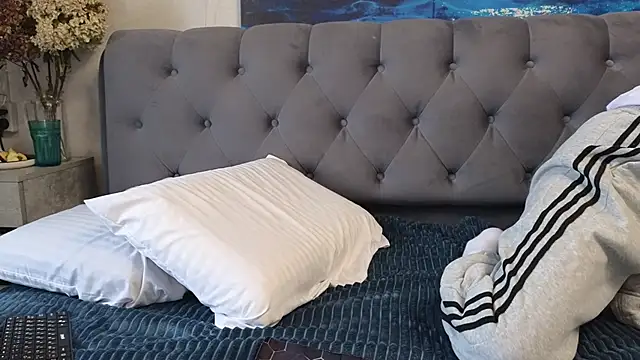 Strip-Lady online show from November 20, 8:15 am