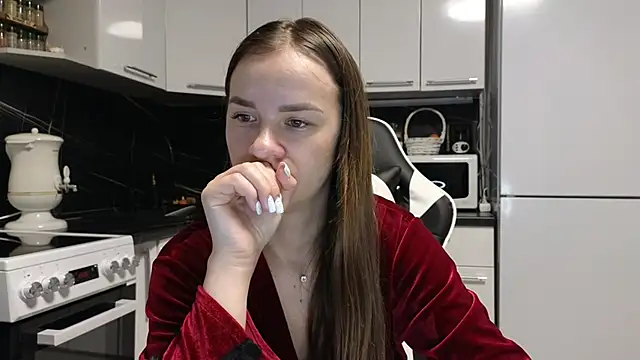 Snapshot of Strip-Lady chatting on February 17, 12:43 am Strip-Lady online show from February 17, 12:43 am