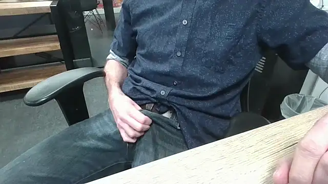 Michealtje85 online show from January 14, 4:10 pm