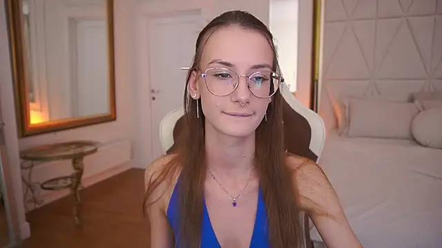 CozyMell online show from February 16, 2:16 pm